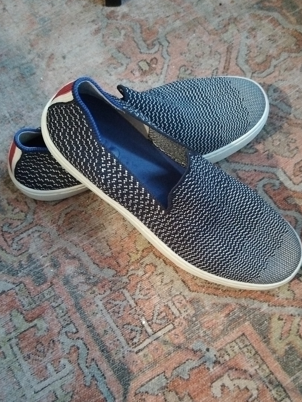 EUC Rothy's Gradient Navy and White Knit Slip-On Sneakers Red Stripe Detail - 10